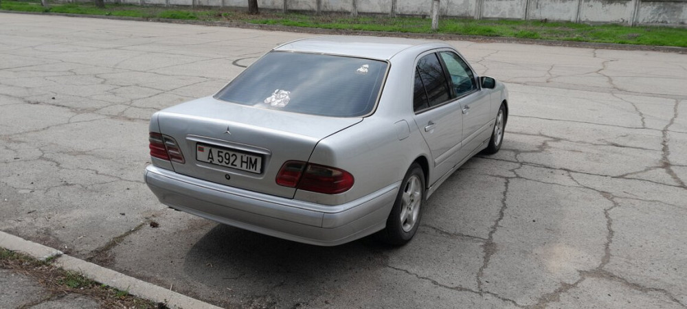 Продам Мерседес 210 (2.7 CDI) Bender - fotografie 3