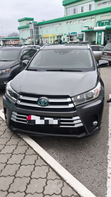Продаётся надёжный и комфортный Toyota Highlander 2017 года Tiraspol - photo 1