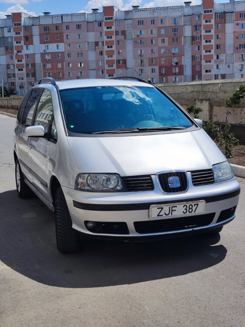 Seat Alhambra 2007; 1.8 бензин/метан; 6-ти КПП; нейтральные номера Tiraspol - fotografie 1
