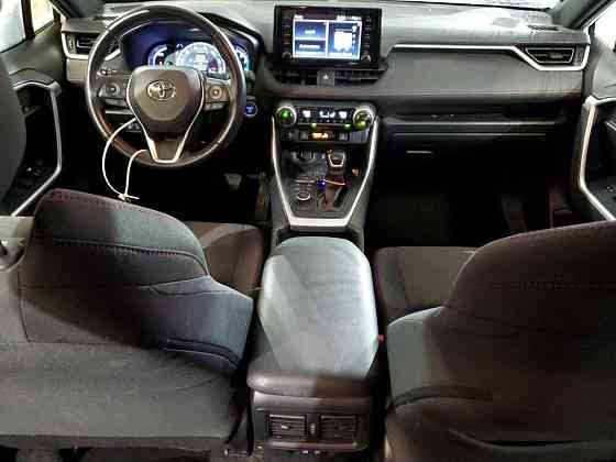 2021 TOYOTA RAV4 PRIME SE Tiraspol