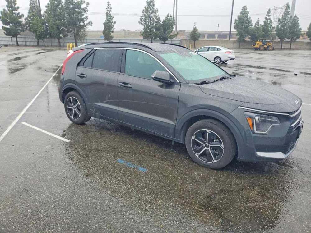 2023 KIA NIRO EX Tiraspol - fotografie 2