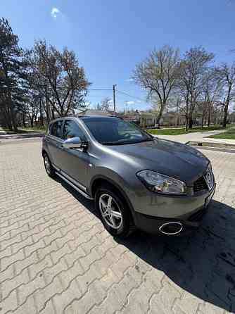 Nissan Quashqai 2012 j10 Bender