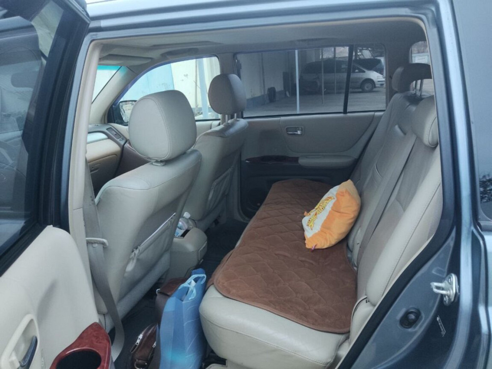 Продам отличное авто - Toyota Highlander гибрид - нейтральные номера Tiraspol - photo 2