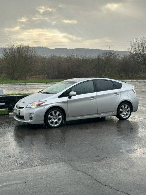 Toyota PRIUS 2011г (НОВАЯ БАТАРЕЯ) Rabnita - photo 1