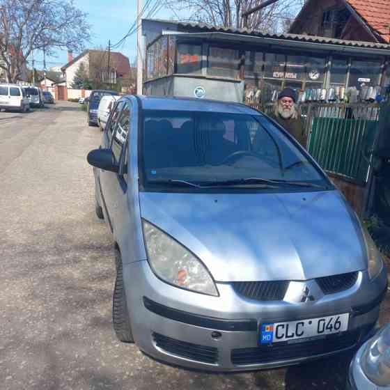 Продам MITSUBISHI COLT 1,3 бензин 2006 г Кишинёв