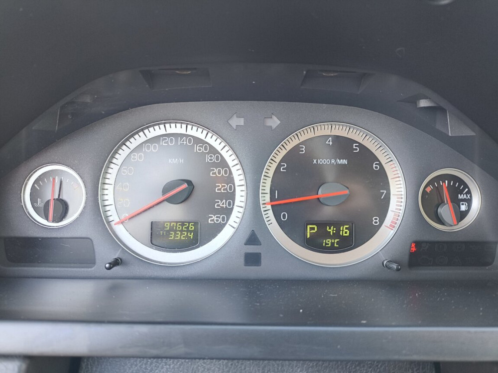 Volvo XC90 11000 $ Tiraspol - fotografie 7