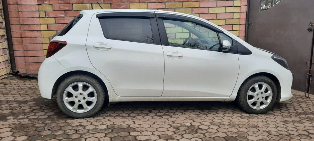Toyota Yaris III. 2016г. Механика. 1.0L. Бендеры - изображение 3