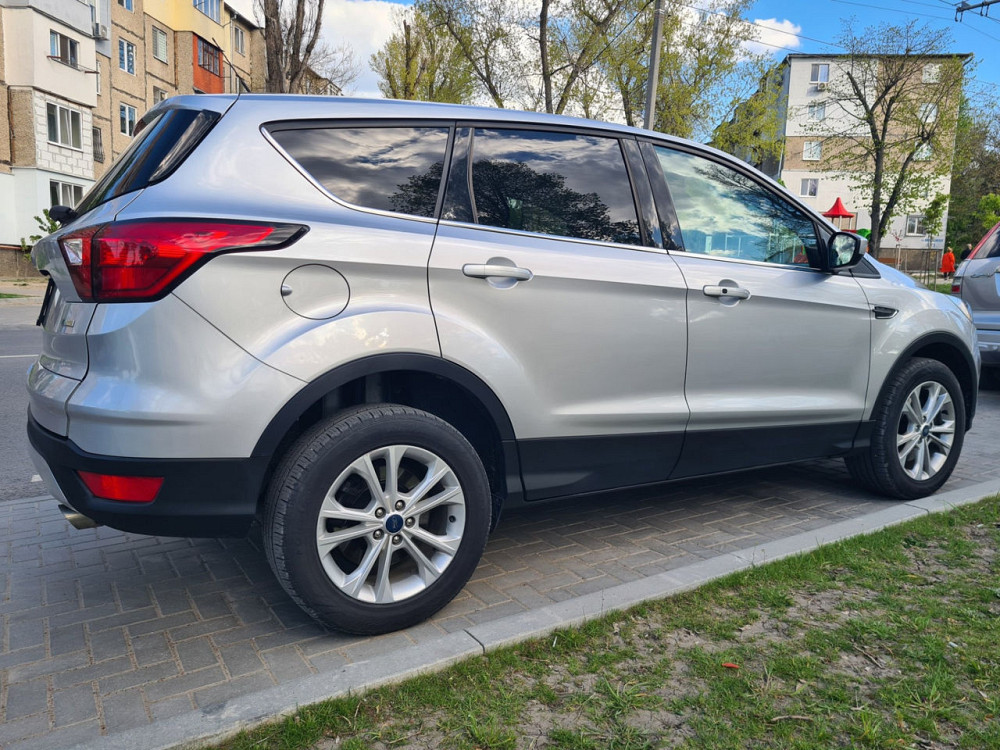 Ford Escape Chişinău - fotografie 2