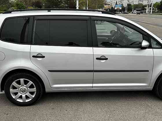 Volkswagen Touran 2011 год 7 мест газ-бензин Тирасполь