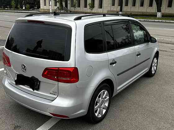 Volkswagen Touran 2011 год 7 мест газ-бензин Тирасполь