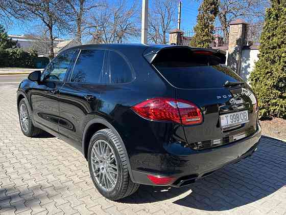 Porsche Cayenne S hybrid 2014 года. Бендеры