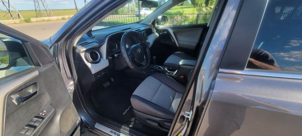 Toyota RAV4 (2.5л) бензин 2015г. на нейтральных номерах. Новая резина. Tiraspol - fotografie 10