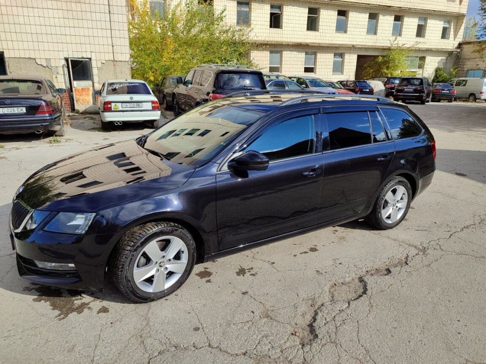 ПРОДАЕТСЯ SKODA OCTAVIA A7 ЗАВОДСКОЙ МЕТАН Tiraspol - fotografie 2