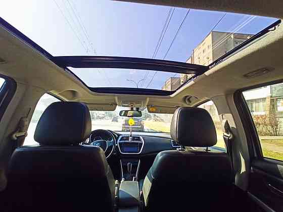 Suzuki S Kross 4×4 2016 год пробег 112000 км. Панорама люк кожа торг Тирасполь