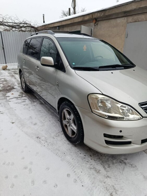 Продам Toyota Avensis Verso 2005 D4D 2.0 Литва Тирасполь - изображение 2