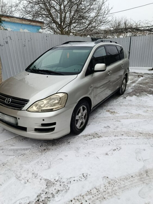 Продам Toyota Avensis Verso 2005 D4D 2.0 Литва Тирасполь - изображение 3