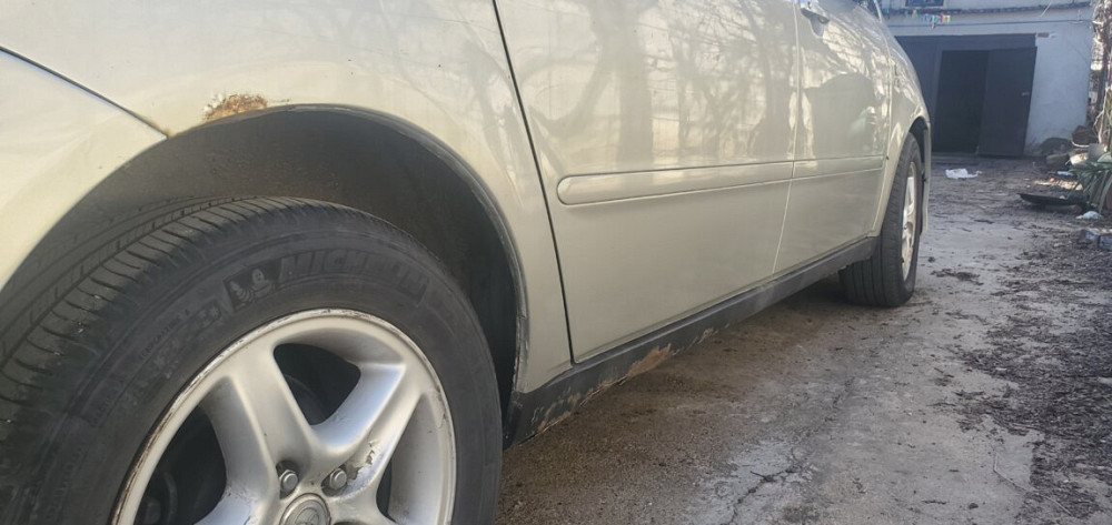 Продам Toyota Avensis Verso 2005 D4D 2.0 Литва Тирасполь - изображение 10