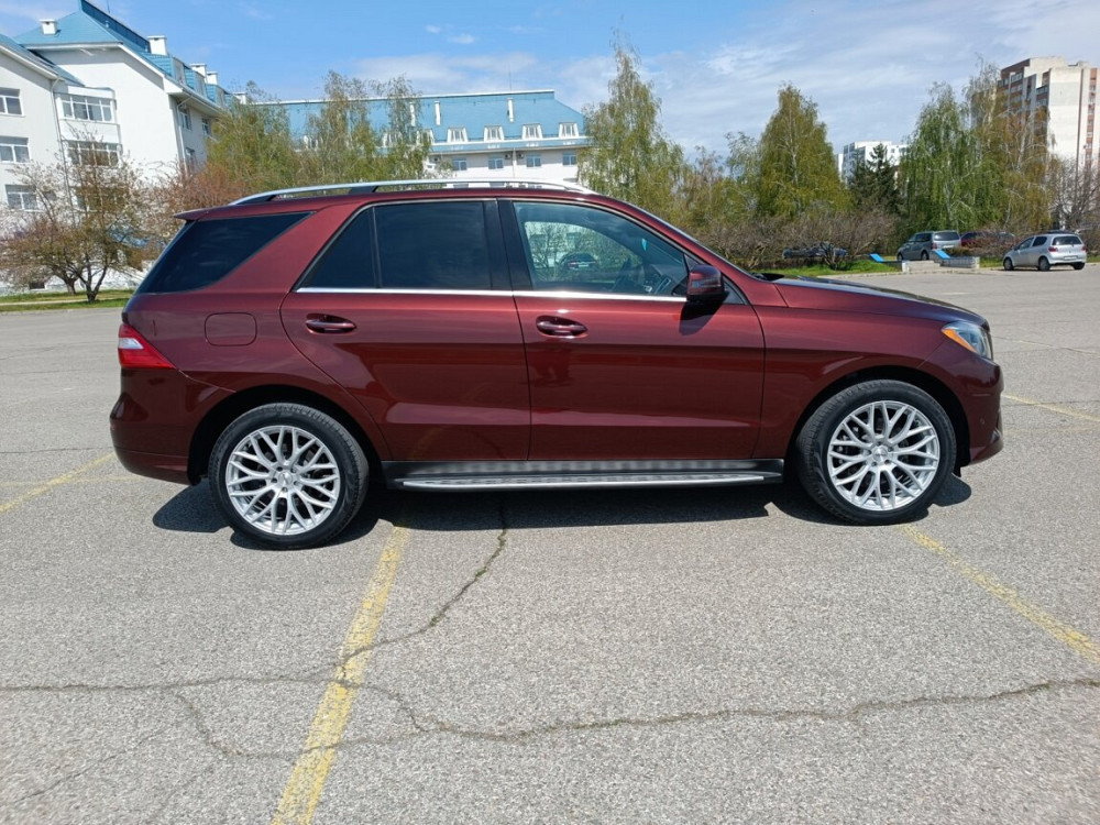 Mercedes-Benz ML 350 (W166) 2014 Tiraspol - fotografie 1
