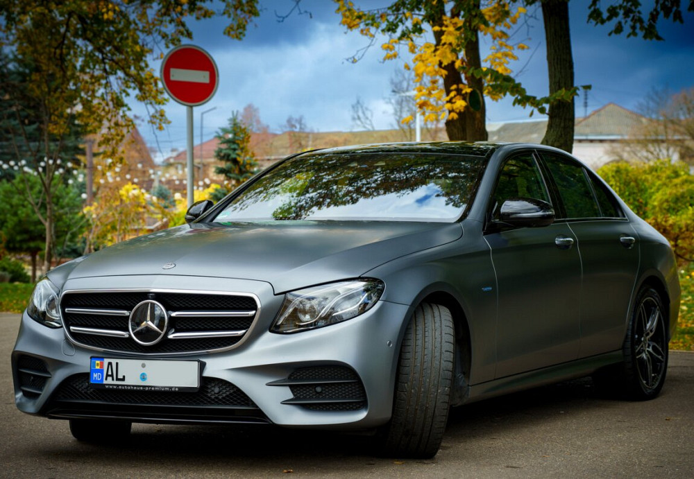 Mercedes Benz E 300 e. Бендеры - изображение 1