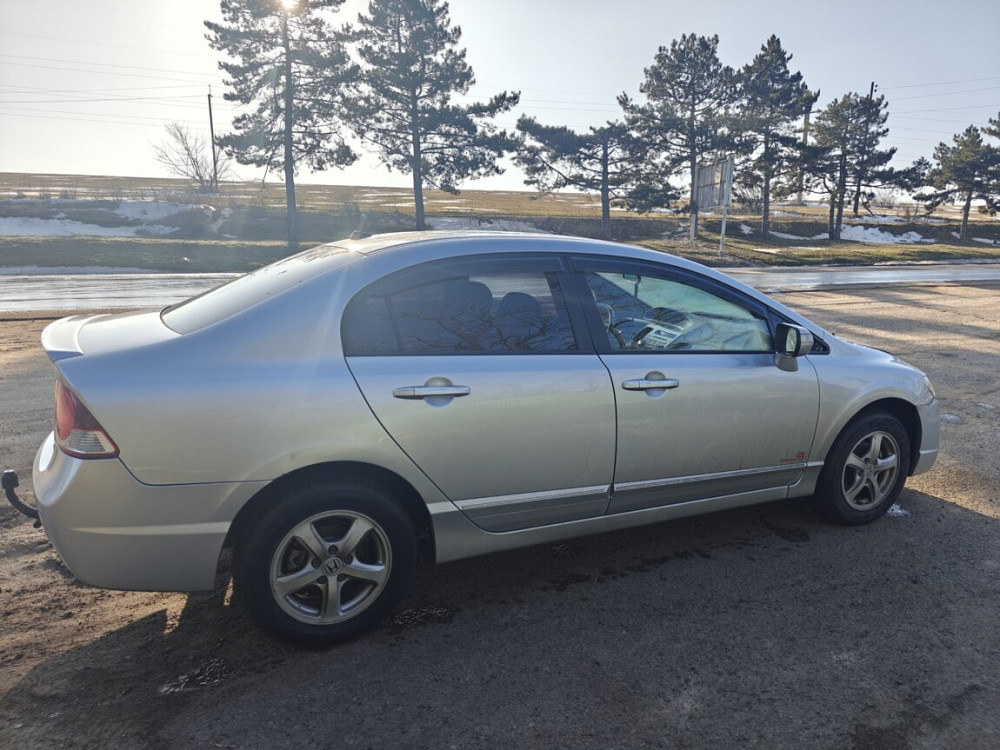 Honda Civic Hybrid 1.3 IMA Bender - fotografie 4