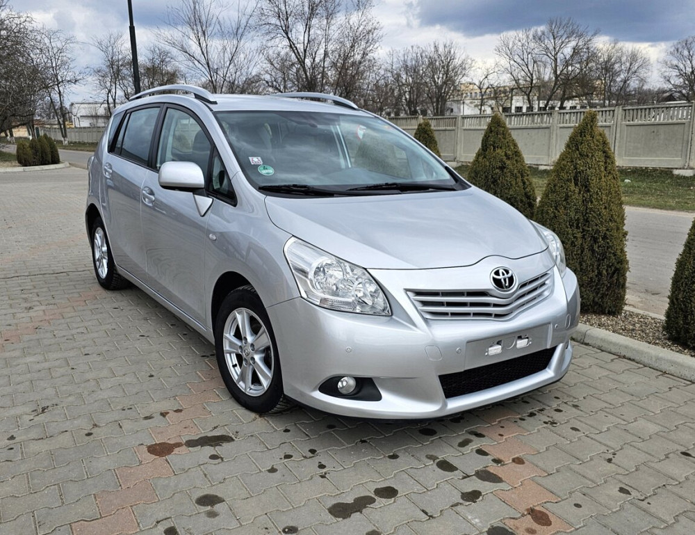 Toyota VERSO 2012 D-4D Tiraspol - fotografie 5