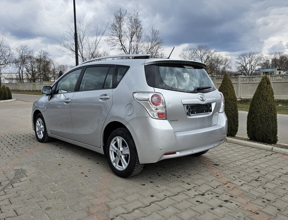 Toyota VERSO 2012 D-4D Tiraspol - fotografie 6