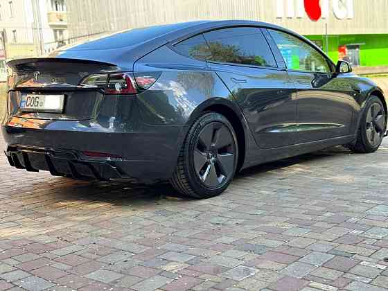 Tesla Model 3 Кишинёв