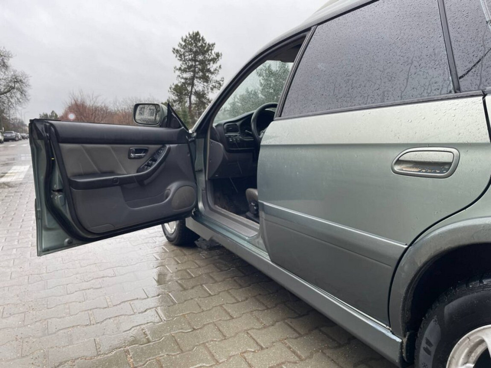 Subaru Outback 2.5 Bender - fotografie 3