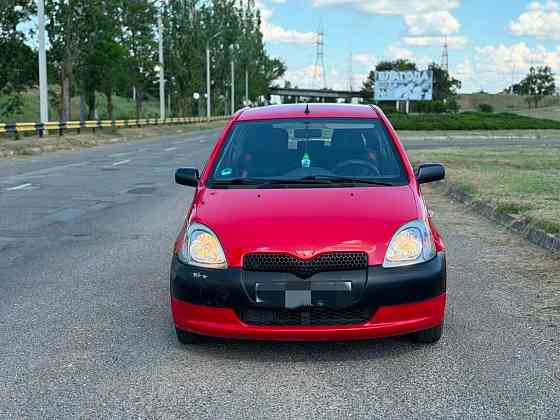 Продам Tayota Yaris, 2002 год, 1.0 бензин, в достойном состоянии Tiraspol