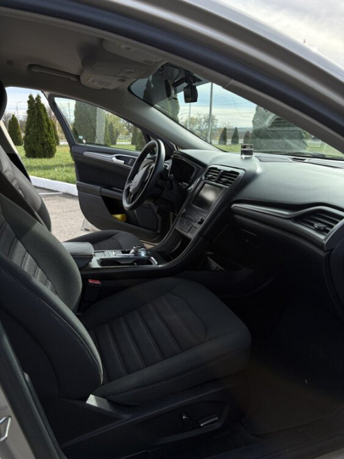 Ford Fusion SE Hybrid 2017 Tiraspol - fotografie 6