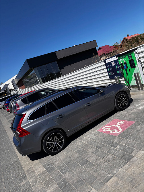 Volvo V60 Chişinău - fotografie 7