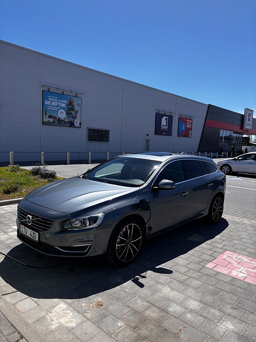 Volvo V60 Chişinău - fotografie 2