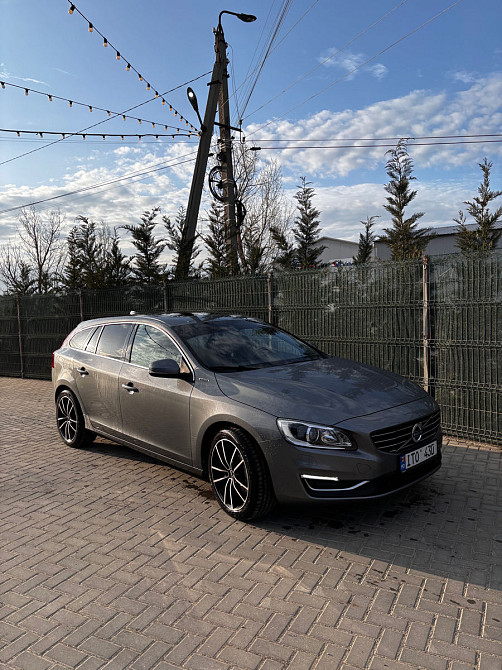 Volvo V60 Chişinău - fotografie 10