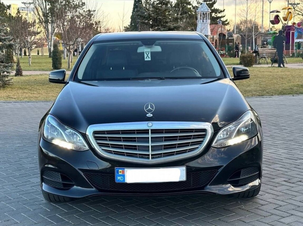 Мерседес W212 Tiraspol - fotografie 1