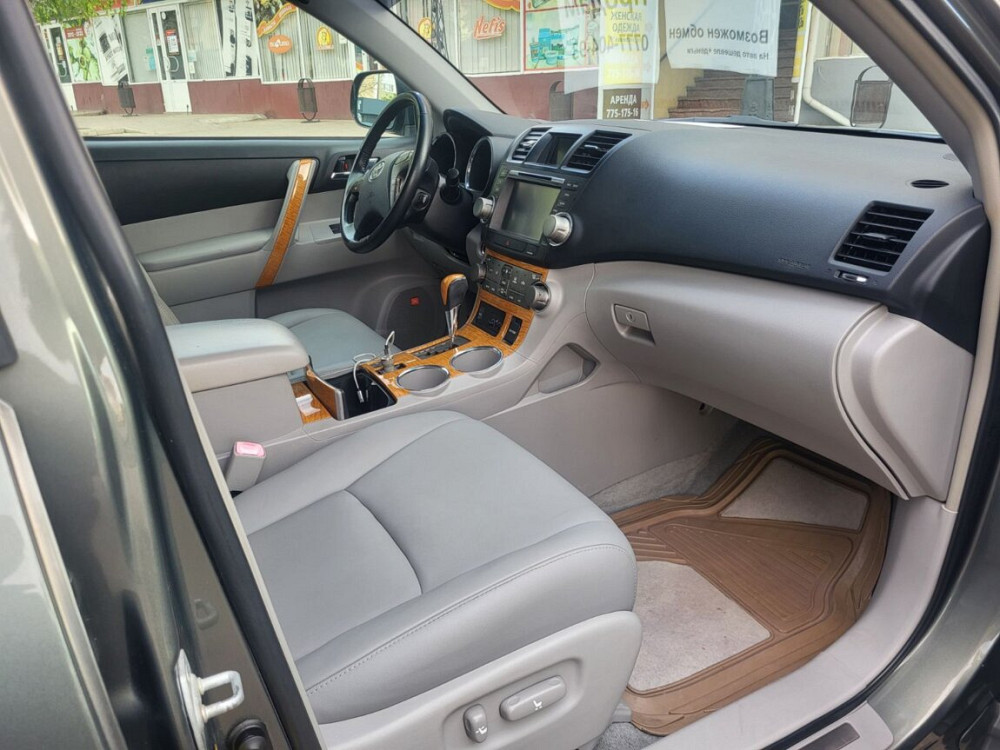Продам Toyota Highlander 2008 г. Тирасполь - изображение 7