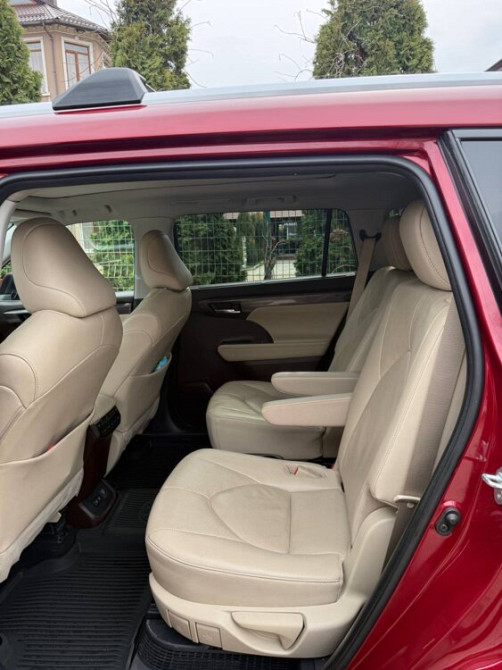Toyota Highlander 2021 г (МАКСИМАЛЬНАЯ КОМПЛЕКТАЦИЯ) Tiraspol - fotografie 9