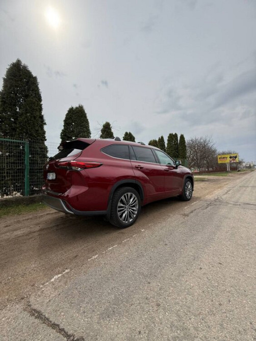 Toyota Highlander 2021 г (МАКСИМАЛЬНАЯ КОМПЛЕКТАЦИЯ) Tiraspol - fotografie 4