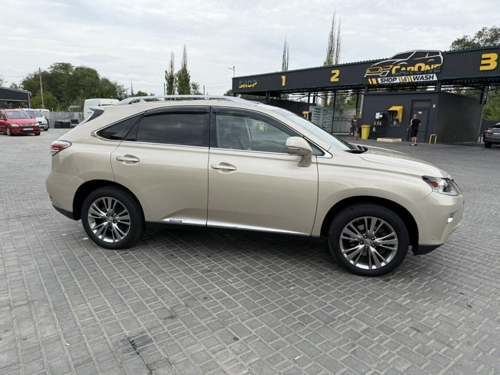 Lexus RX 450H, 2013г, нейтральные номера, полный привод. Тирасполь - изображение 3