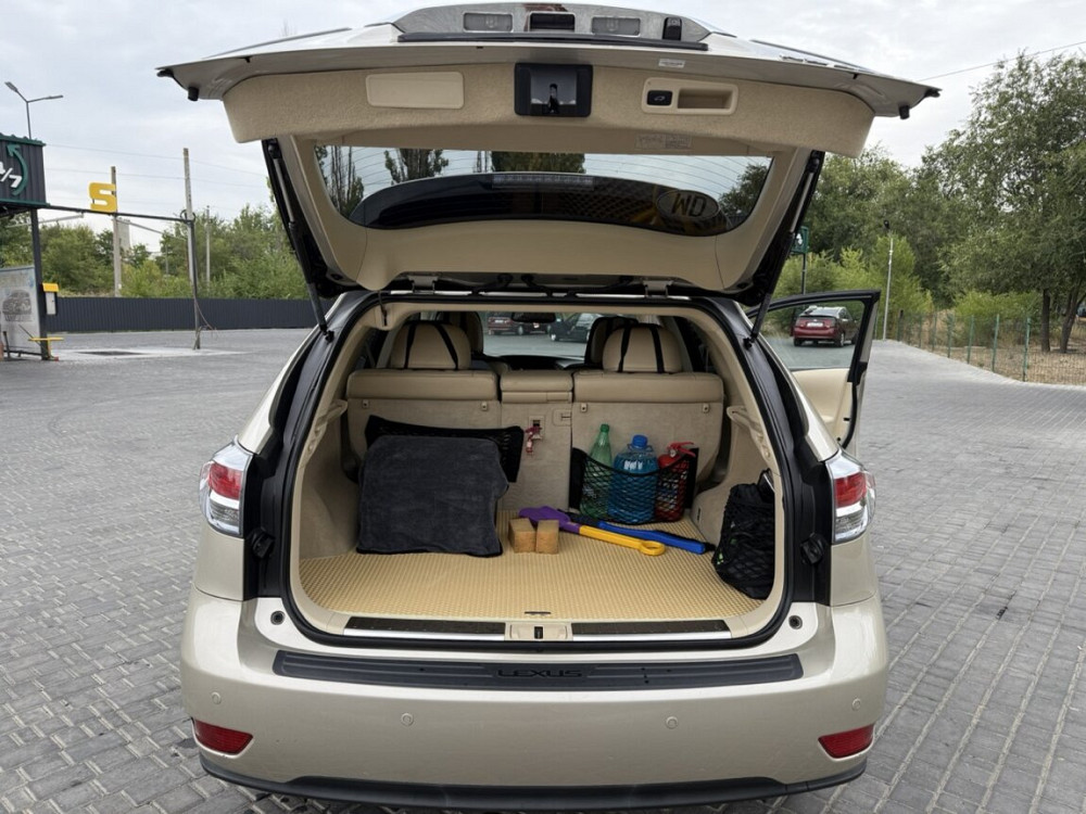 Lexus RX 450H, 2013г, нейтральные номера, полный привод. Тирасполь - изображение 4