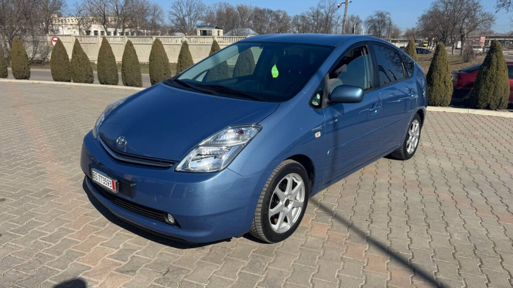 Продается Toyota Prius 20 (XW20) Тирасполь - изображение 1
