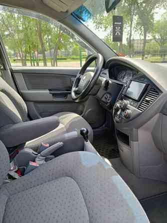 Kia Carens Тирасполь