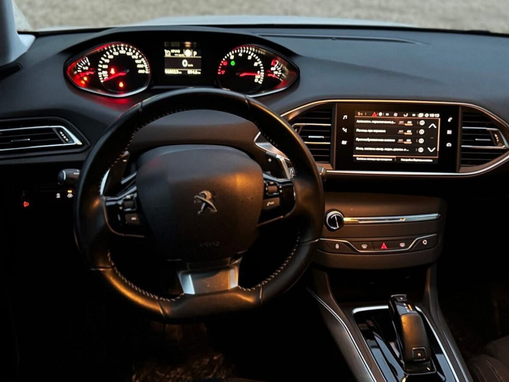 Продам Peugeot 308 2019 года Dnestrovsc - fotografie 6