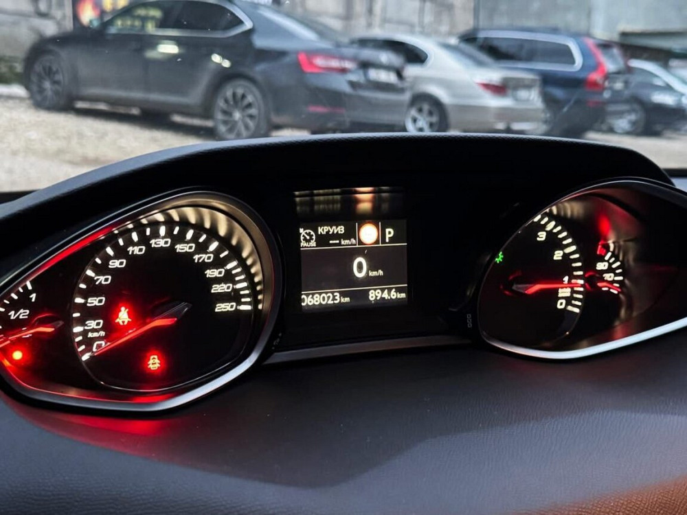 Продам Peugeot 308 2019 года Dnestrovsc - fotografie 4