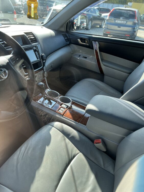Toyota Highlander 2013 год 3.5 бензин/газ Tiraspol - fotografie 7