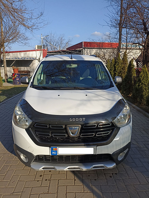 Dacia Lodgy Chişinău - fotografie 1