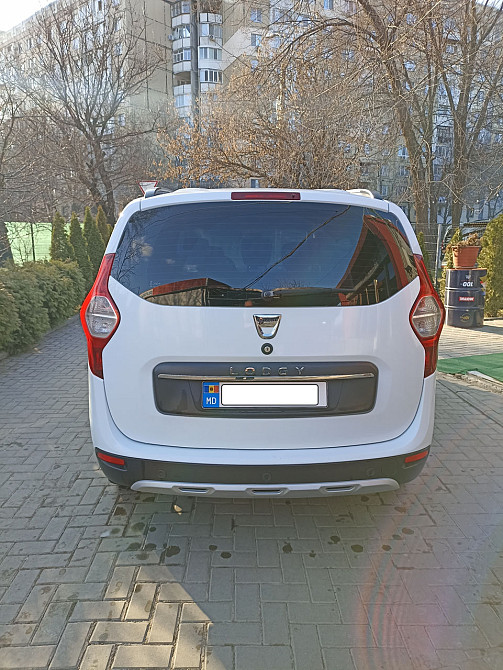 Dacia Lodgy Chişinău - fotografie 2