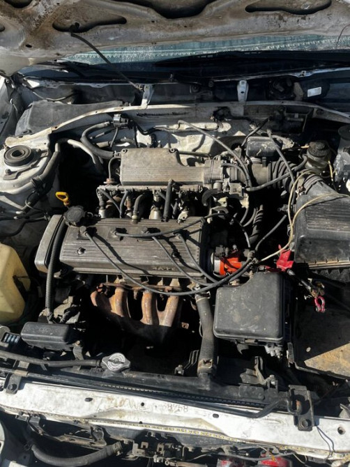 Продам Toyota Carina E Căuşeni - fotografie 4