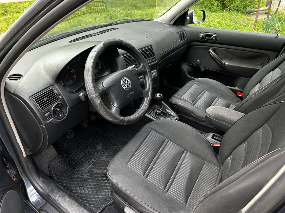VW Golf 1998 г/в, 1.6 Бензин, механика. Торг/Обмен/Автокредит Тирасполь - изображение 5
