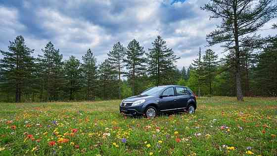 Dacia Sandero. Мотор 1,6 бензин, механика. Год выпуска 2010. Тирасполь