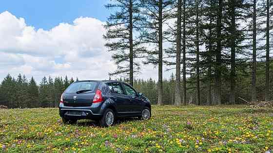 Dacia Sandero. Мотор 1,6 бензин, механика. Год выпуска 2010. Тирасполь